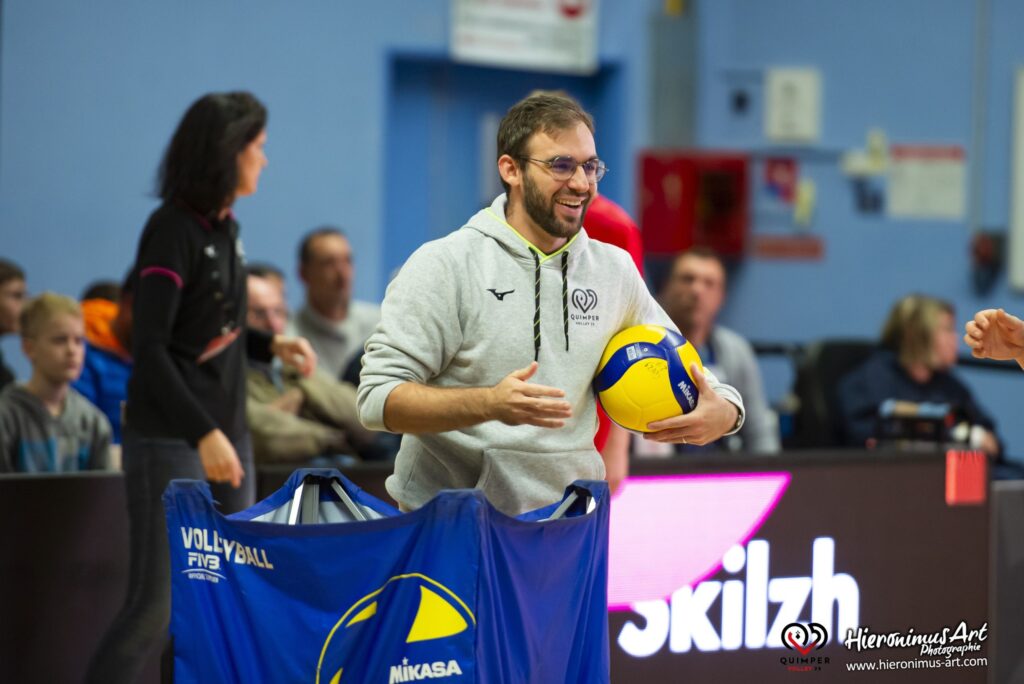 François-Xavier Garnon prolonge